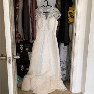 Wedding dress